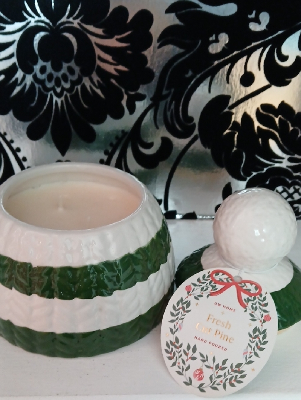 Fresh Cut Pine 2 Wick Candle - Picture 2 of 2